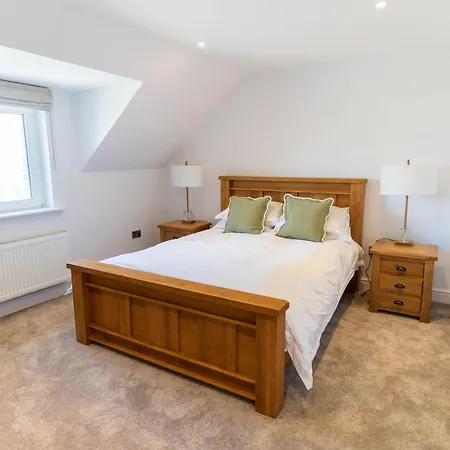5 The Cloisters - Waterville