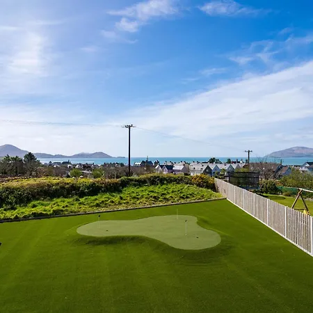 5 The Cloisters - * Waterville